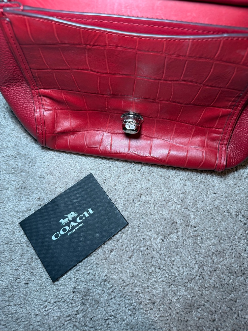 Coach Vintage Cherry Red - Picture 5 of 10